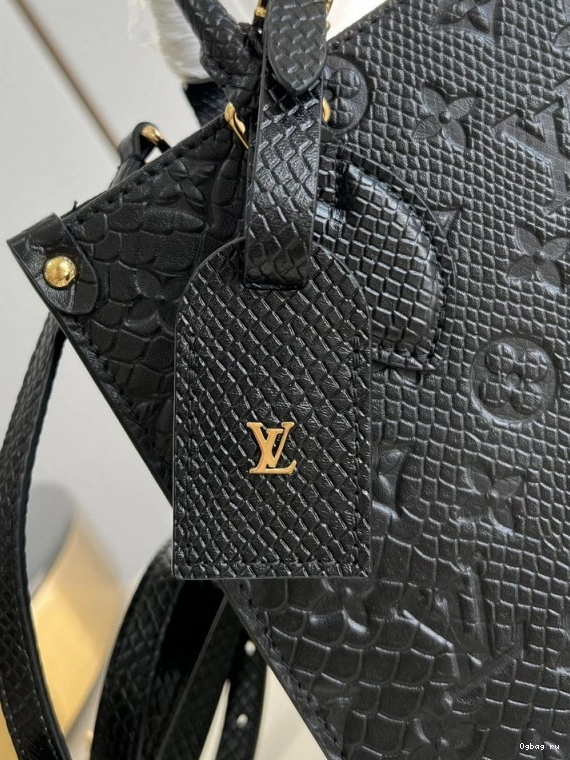 VUITTON PM ONTHEGO LOUIS 0814